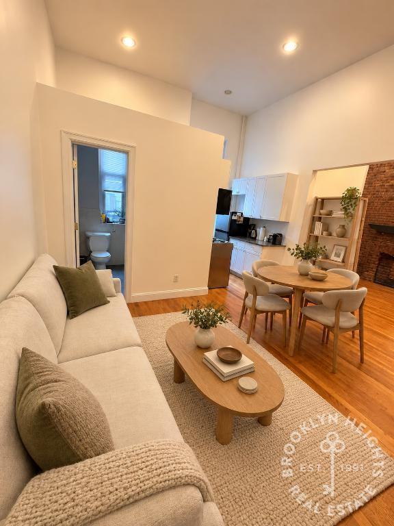 143 Montague St #2R - Photo 5 of 8