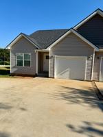 featured image of 301 Edgefield St