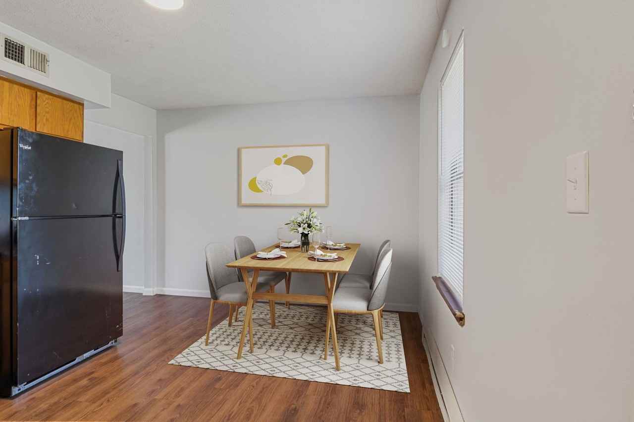 2213 E Memorial Dr #24 - Photo 2 of 9