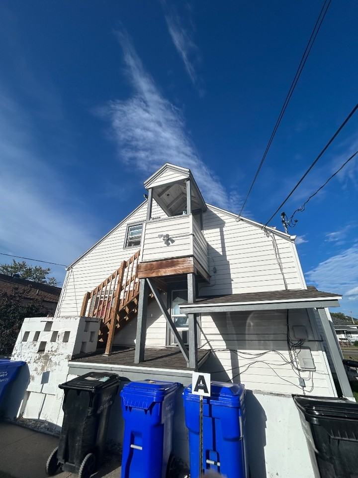 710 Haines Ave - Photo 2 of 3