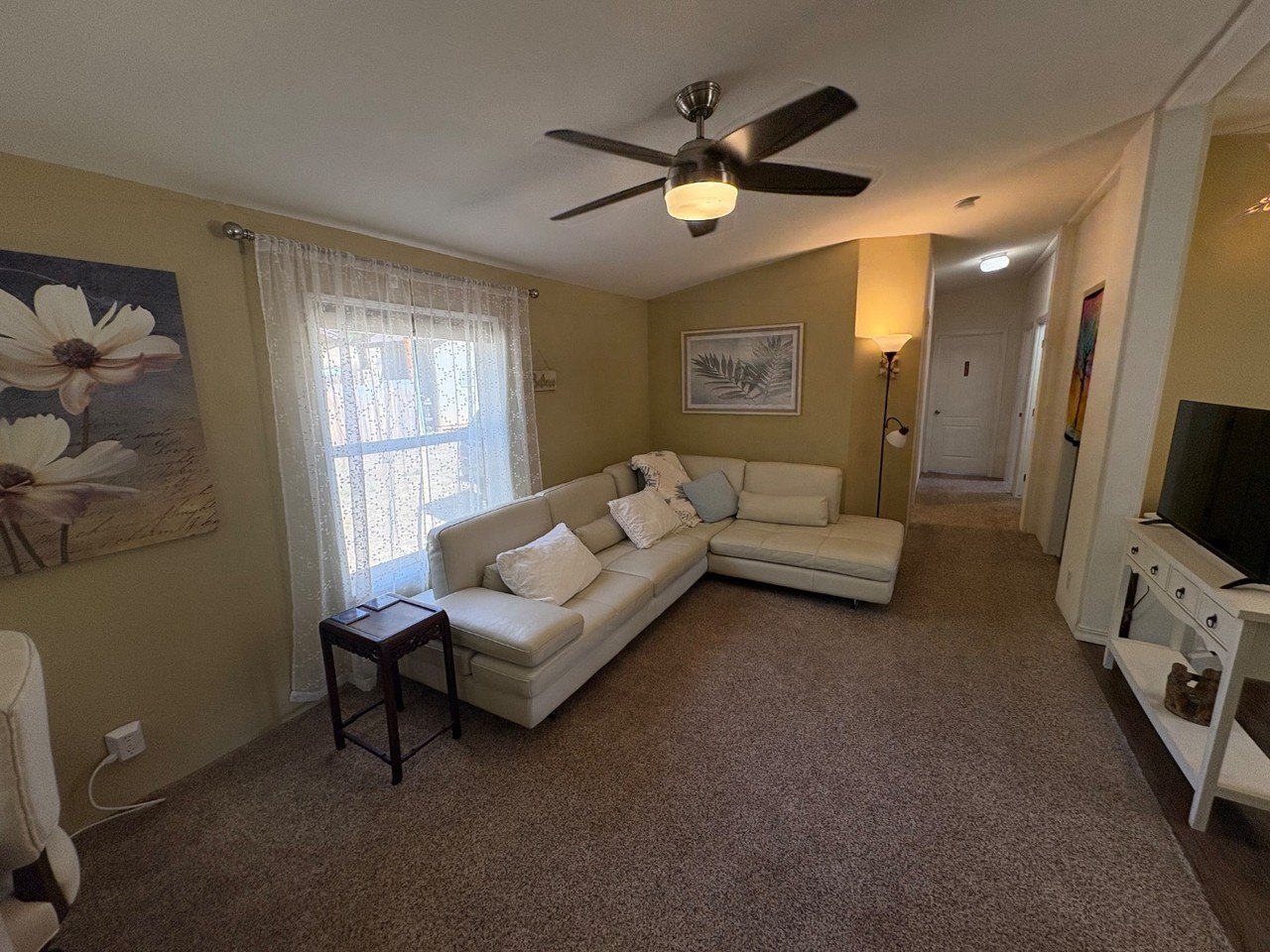 1260 E Weaver Creek Rd - Photo 3 of 11