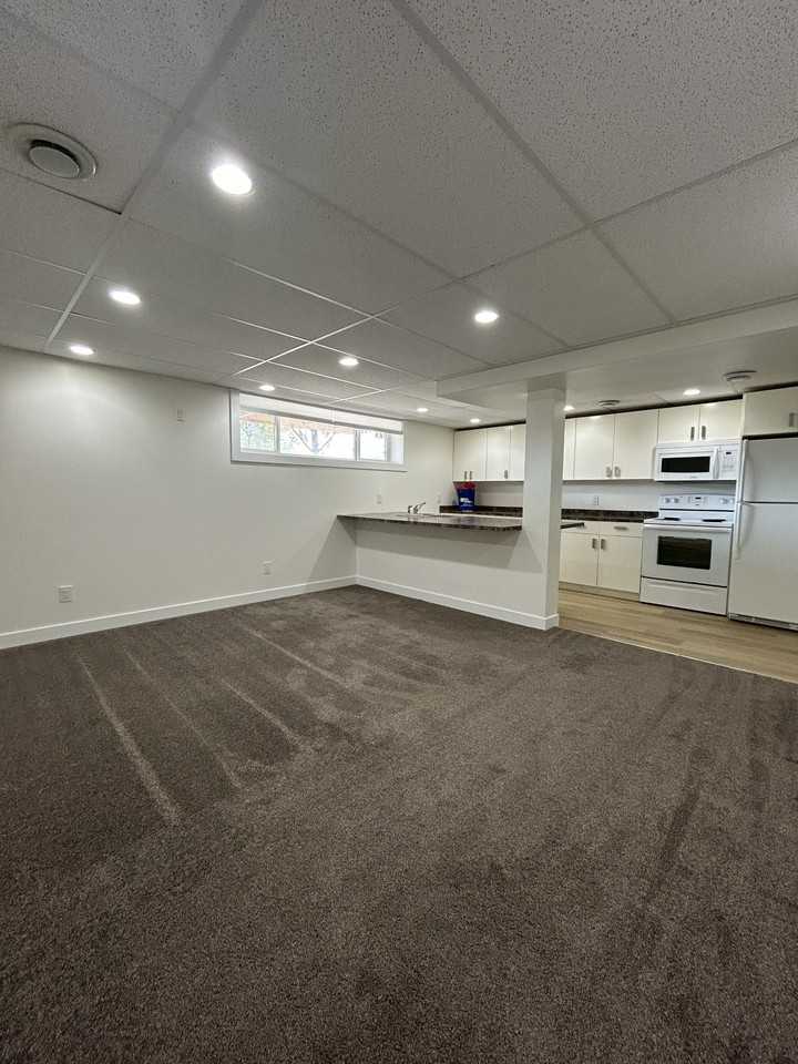 1534 Avenue G N - Photo 7 of 16