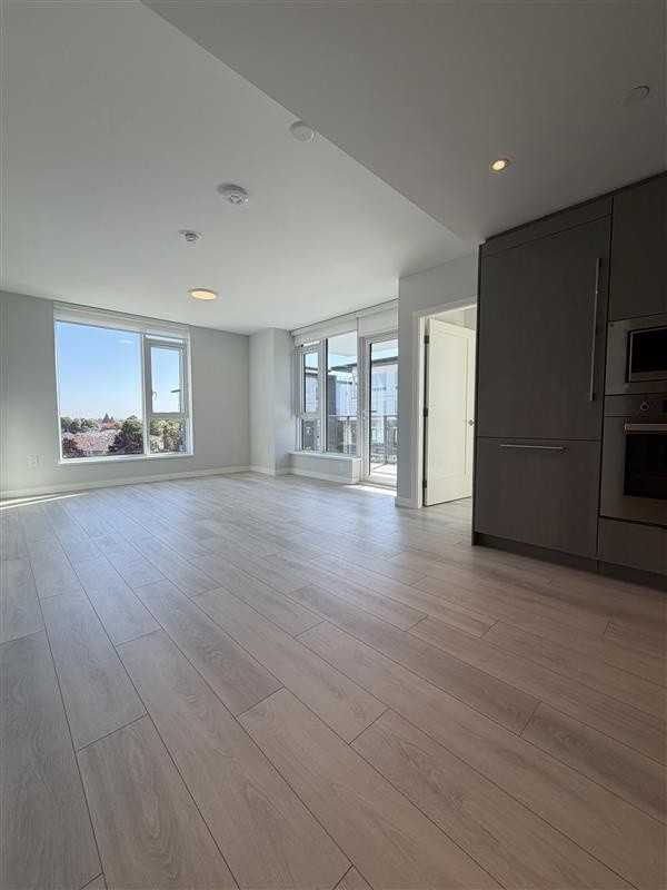 3588 Ketcheson Rd - Photo 6 of 30