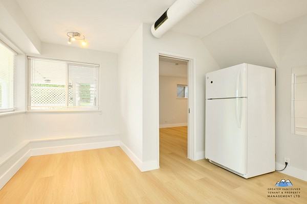 3089 Starlight Way - Photo 7 of 23
