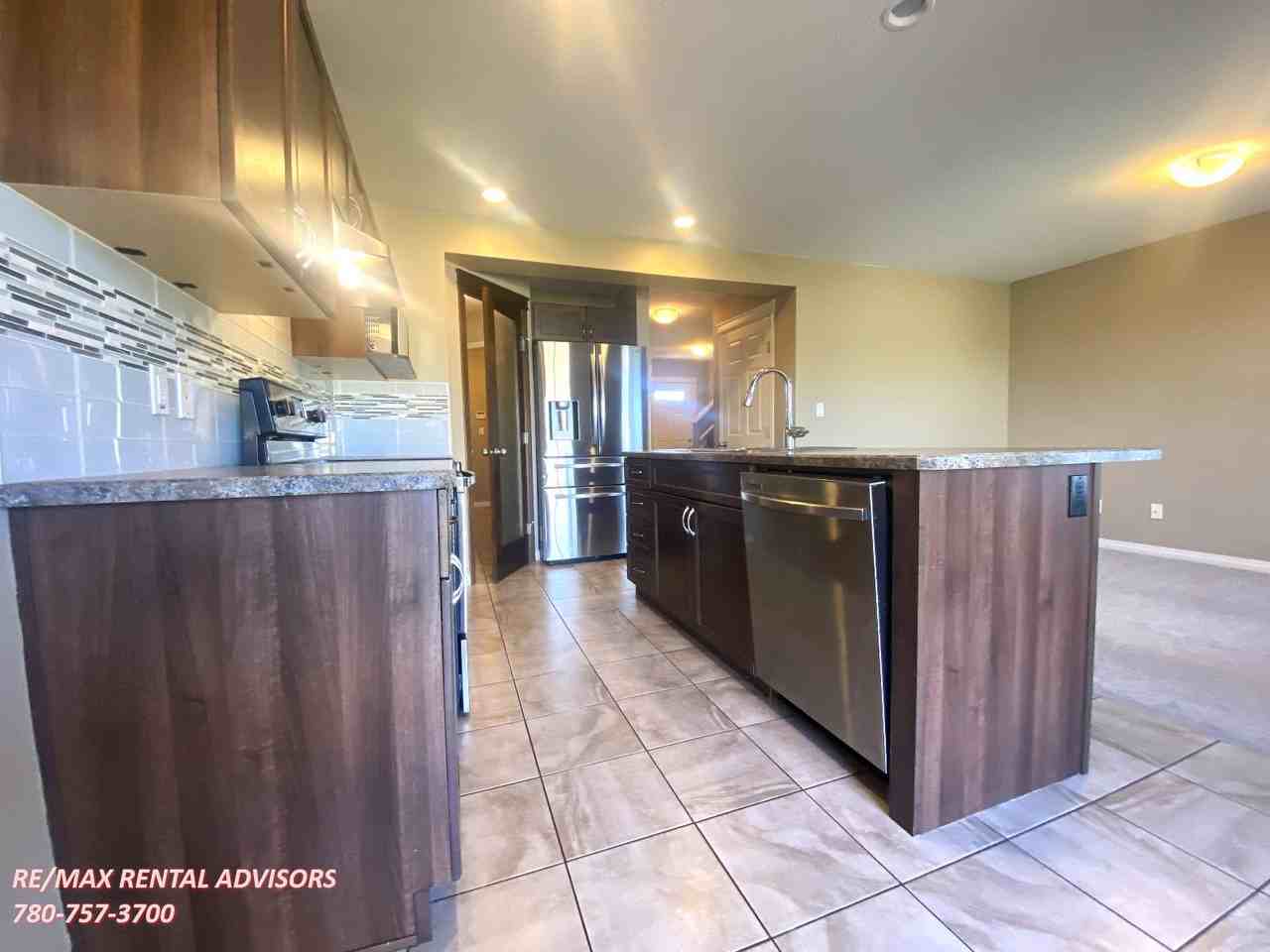 5250 20 Ave Sw - Photo 5 of 27