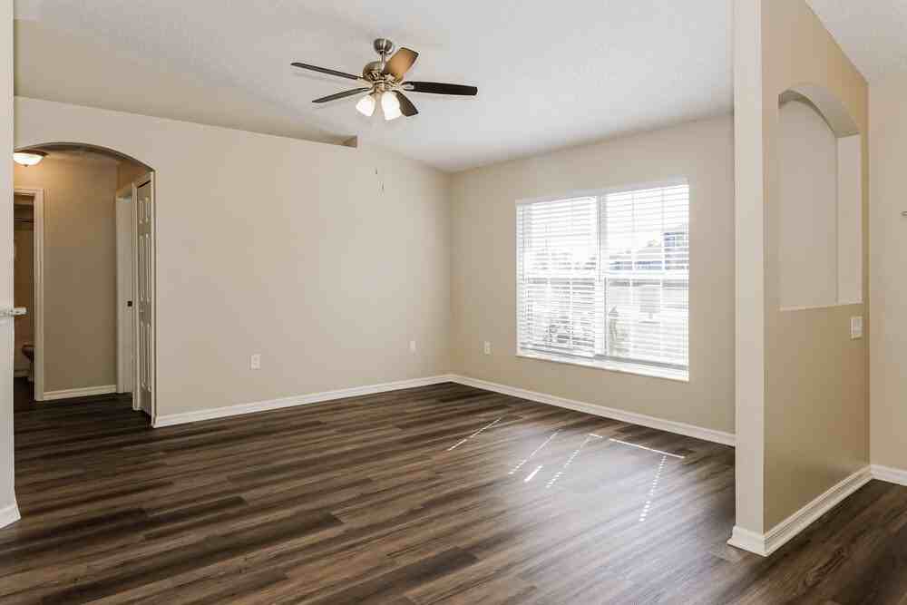 2970 Bedford St - Photo 3 of 16