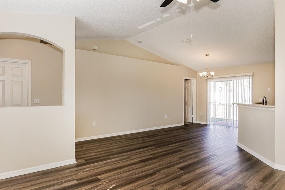 2970 Bedford St - Photo 4 of 16
