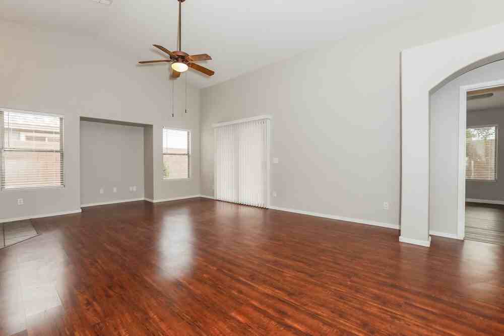 3801 S Joshua Tree Ln - Photo 4 of 16