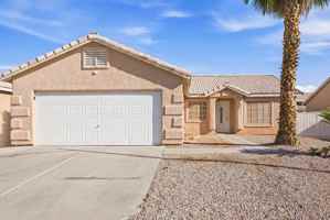 featured image of 4026 W Red Coach Ave