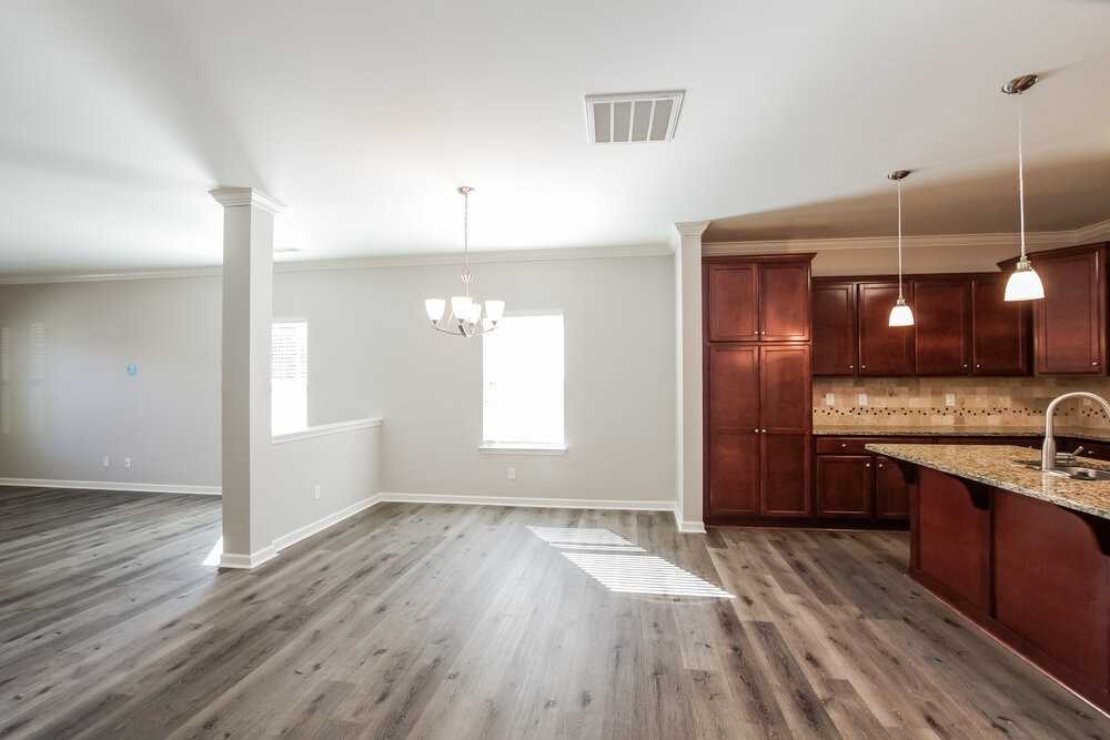 1020 Sapphire Dr - Photo 6 of 17