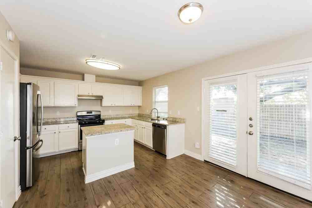 109 Heritage Dr - Photo 7 of 16