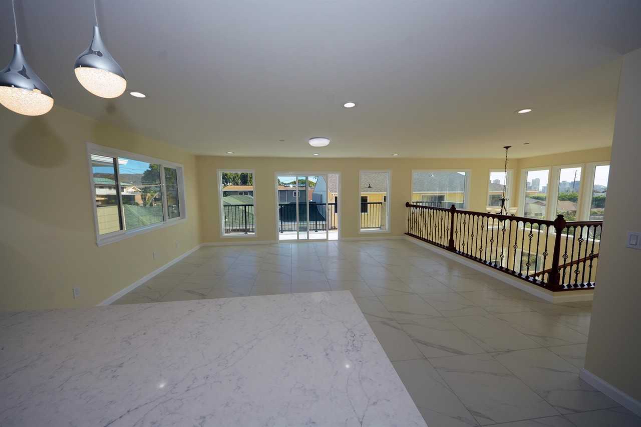 928 9th Ave Apt C #1 - Photo 4 of 10