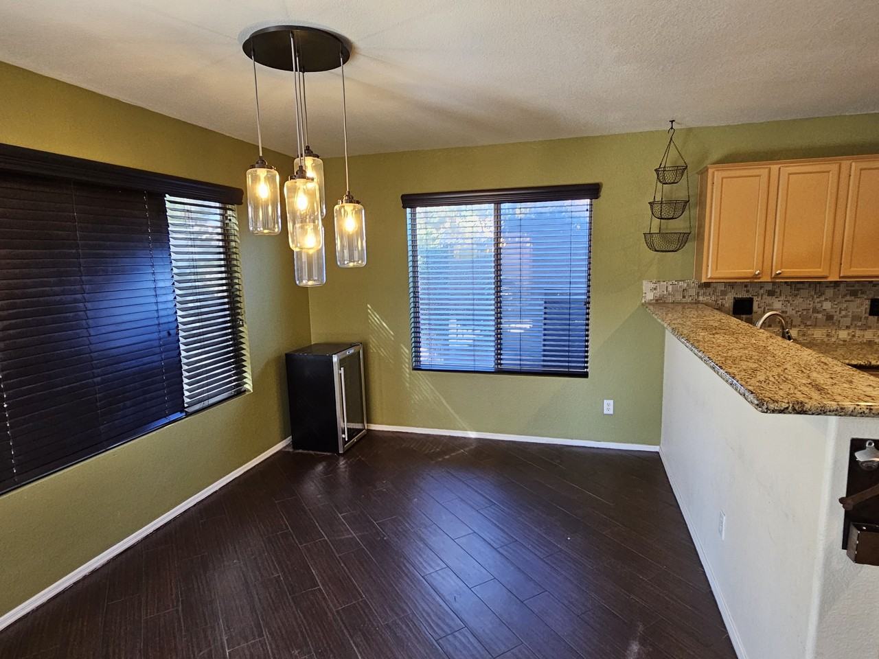 393 W Colt Rd #1 - Photo 3 of 10