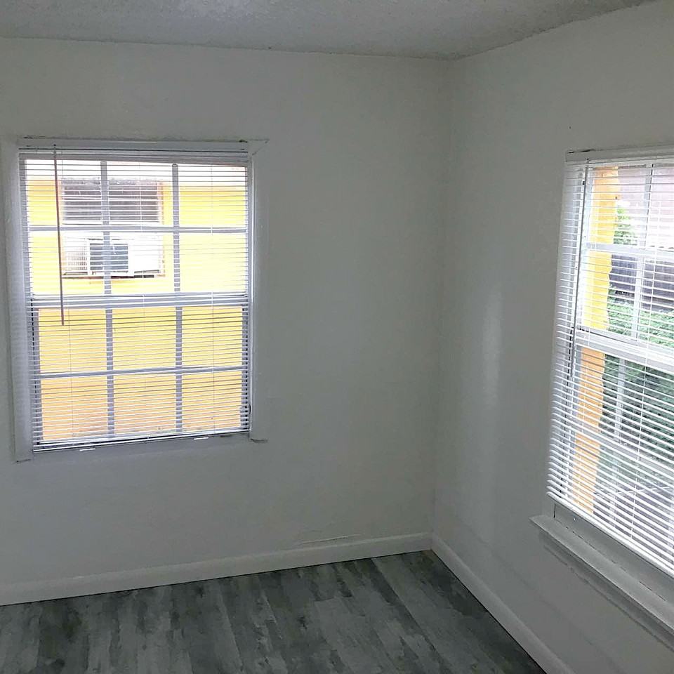 2257 Northwest 82nd Street - 1Unit 1 #1 - Photo 6 of 9