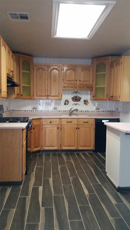 1015 Poplar Ave #1 - Photo 3 of 16