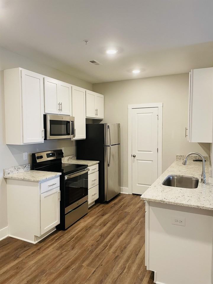 410 English Commons Drive - 305BLDG B #305 - Photo 2 of 34
