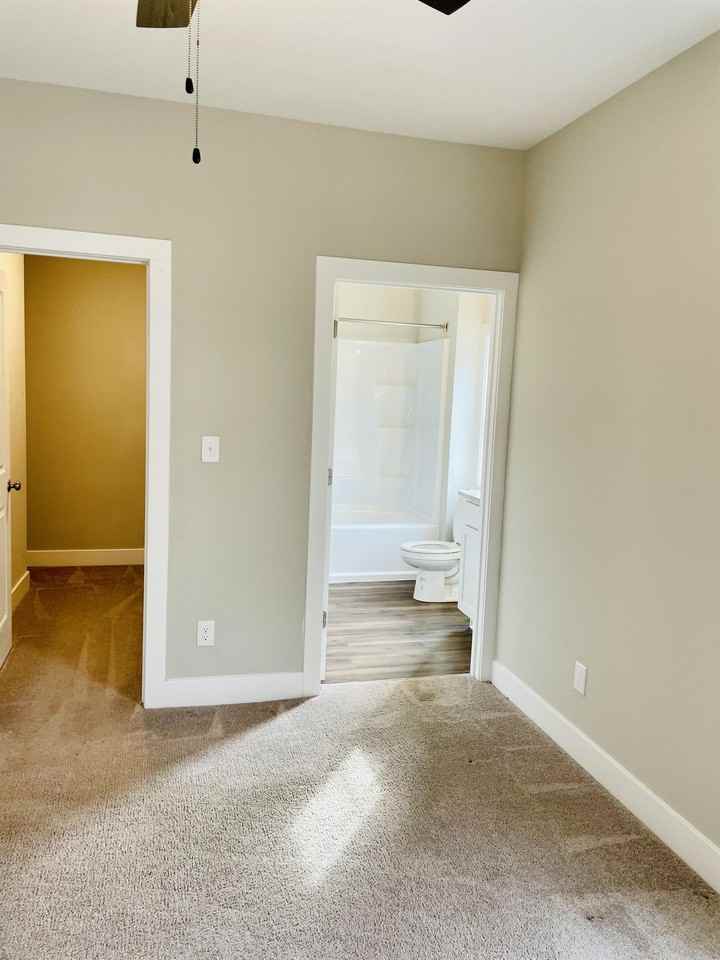 410 English Commons Drive - 305BLDG B #305 - Photo 7 of 34