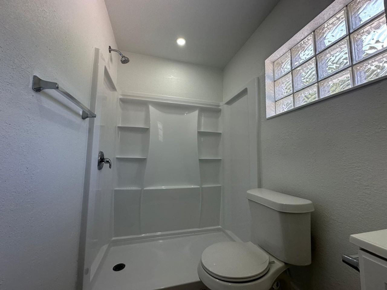 Edgewood Apartments LLC - Photo 2 of 14