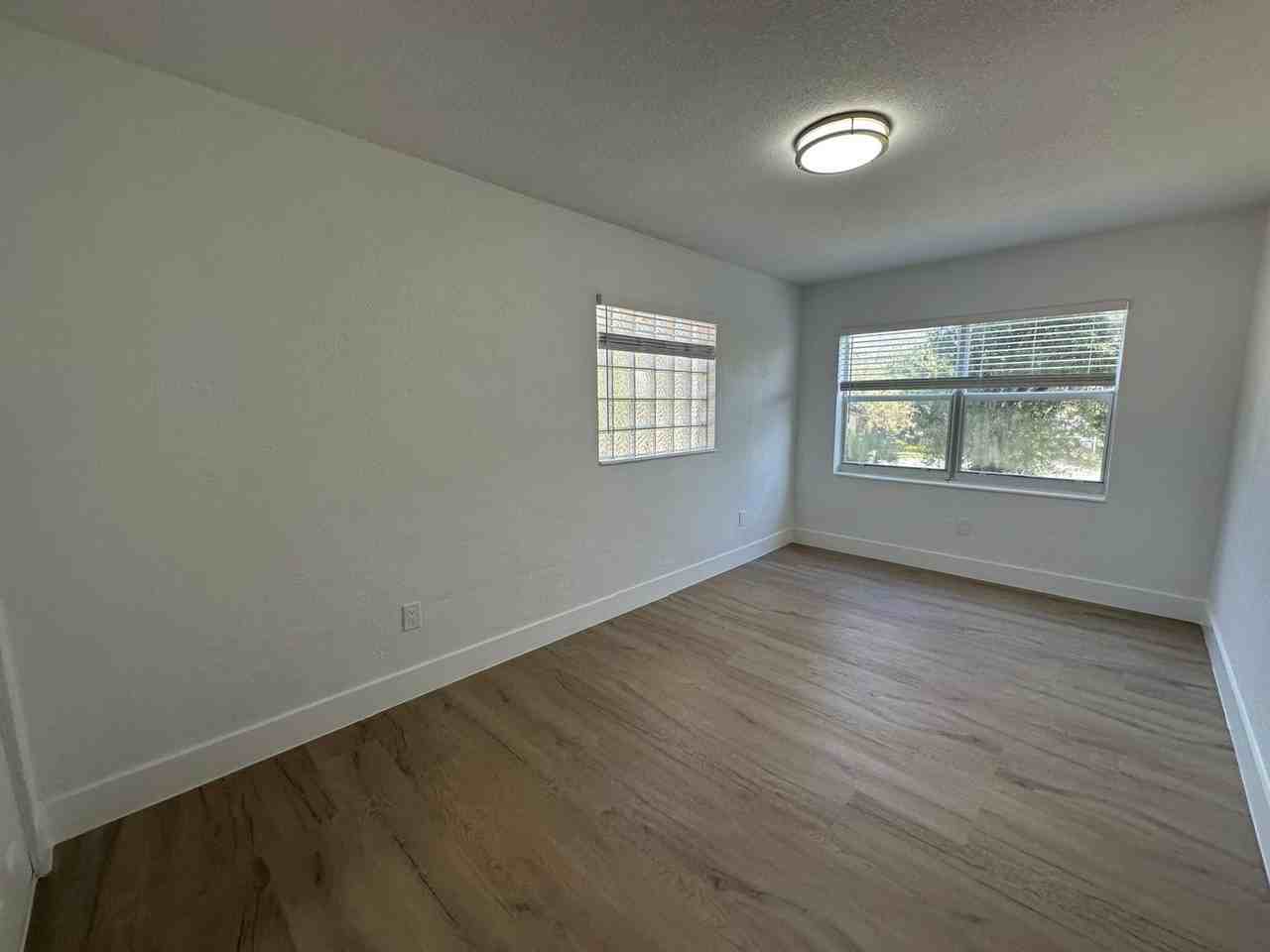 Edgewood Apartments LLC - Photo 6 of 14