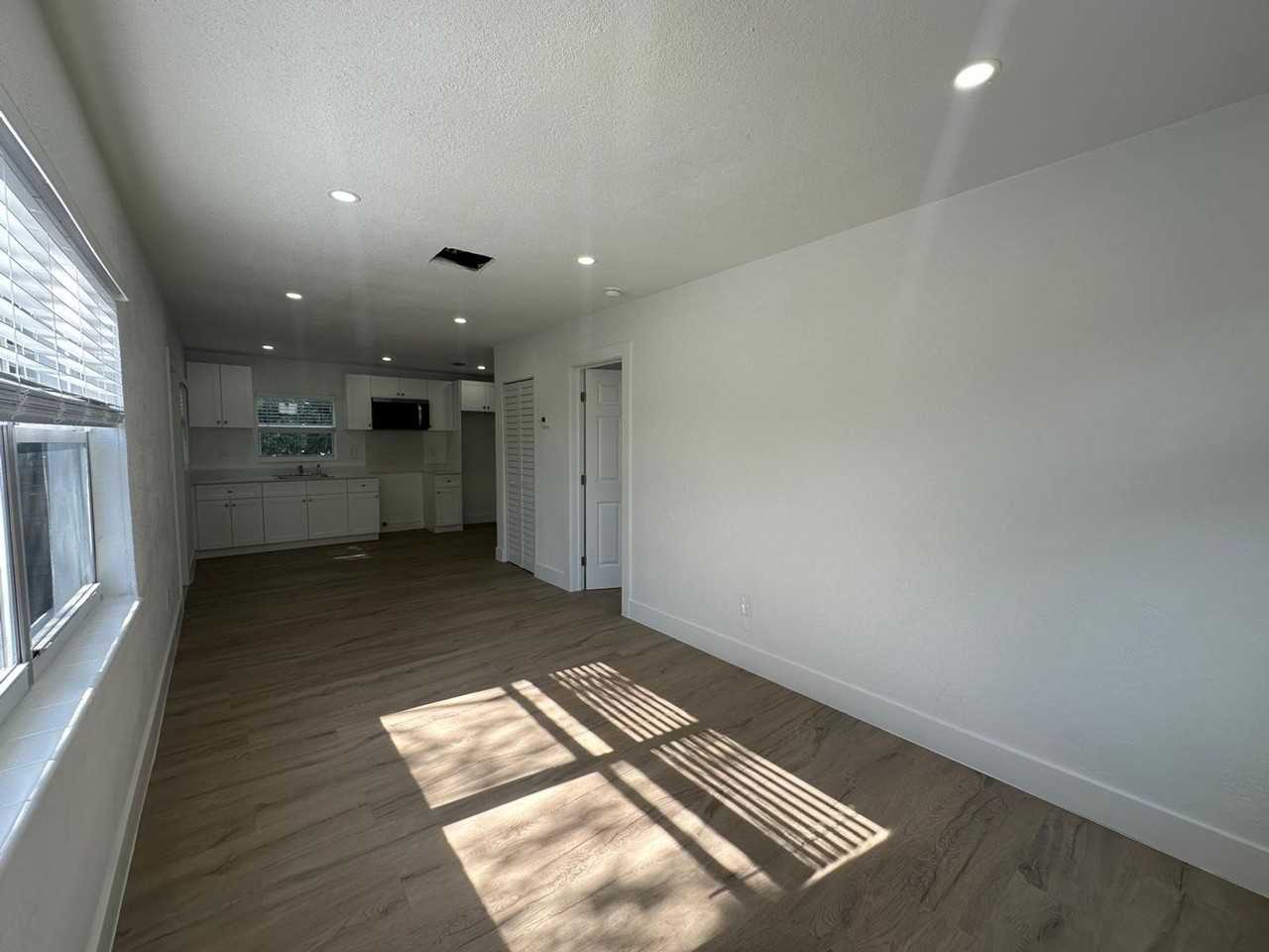 Edgewood Apartments LLC - Photo 7 of 14