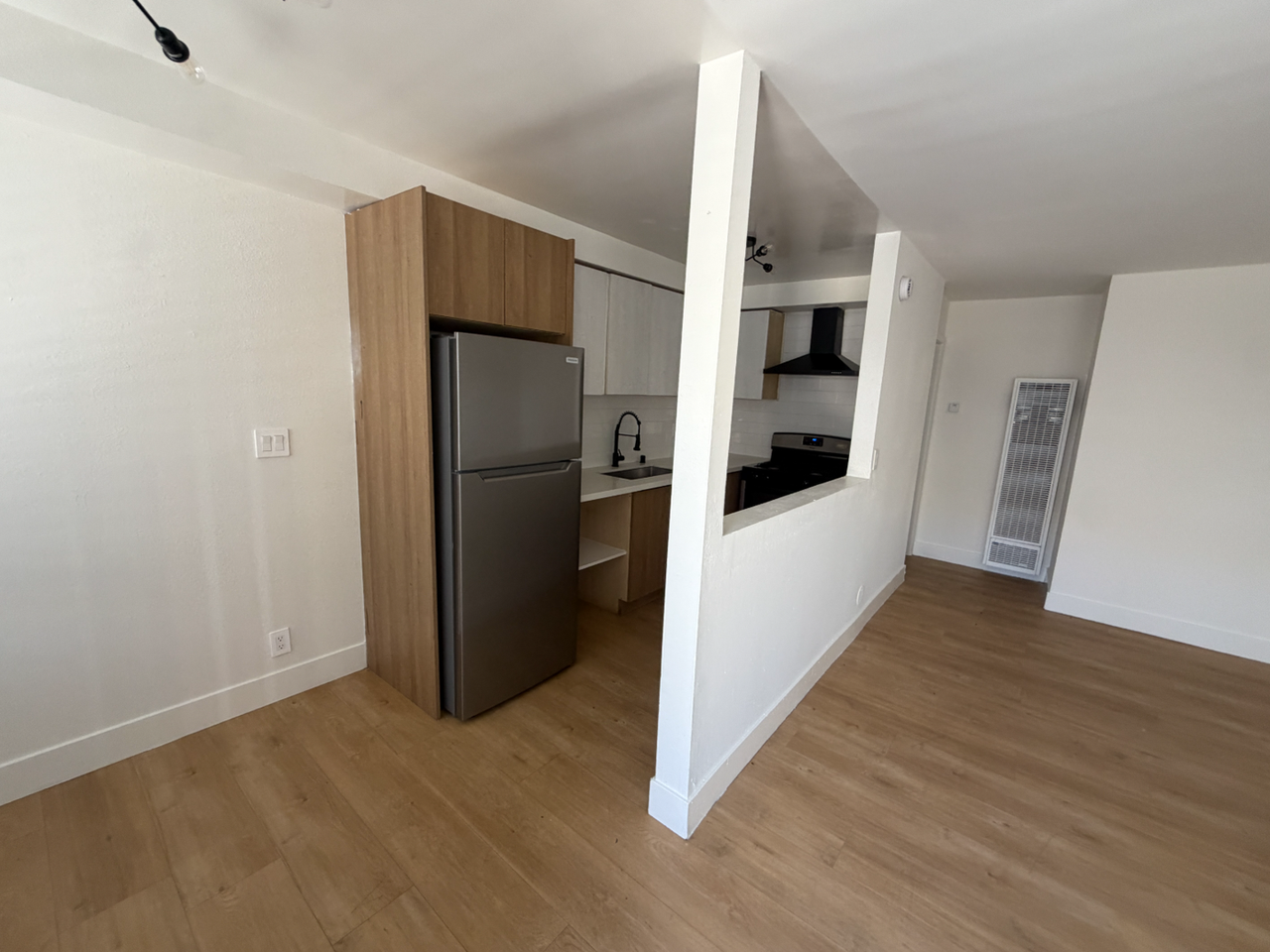 14112 Yukon Ave - Photo 7 of 13