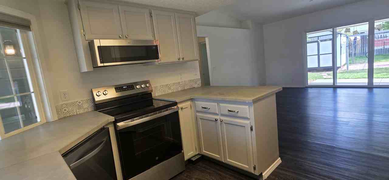 5448 S Onaga Pl #1 - Photo 6 of 14