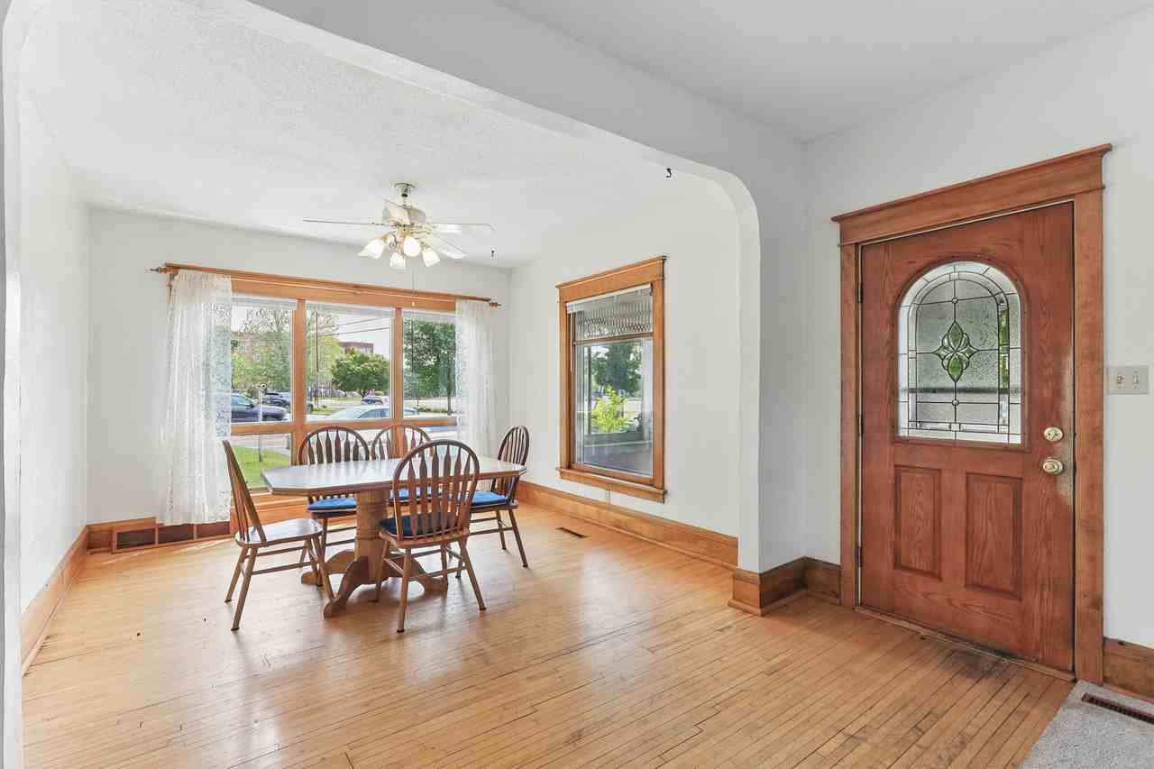 213 Spring St #1 - Photo 5 of 26