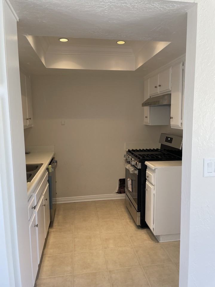 1501 Huntington St #3 - Photo 6 of 7