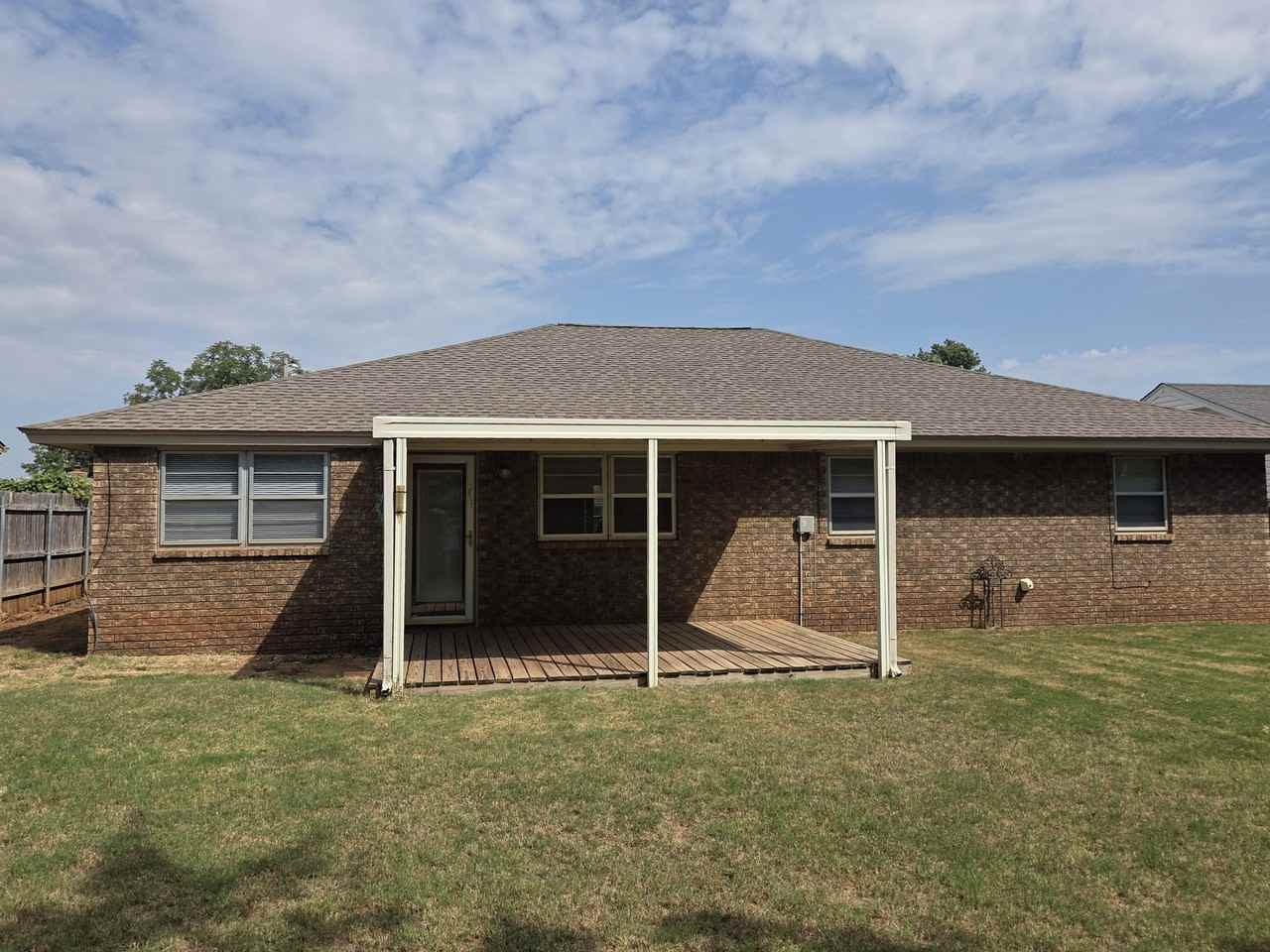 904 E Hills Dr #1 - Photo 5 of 30