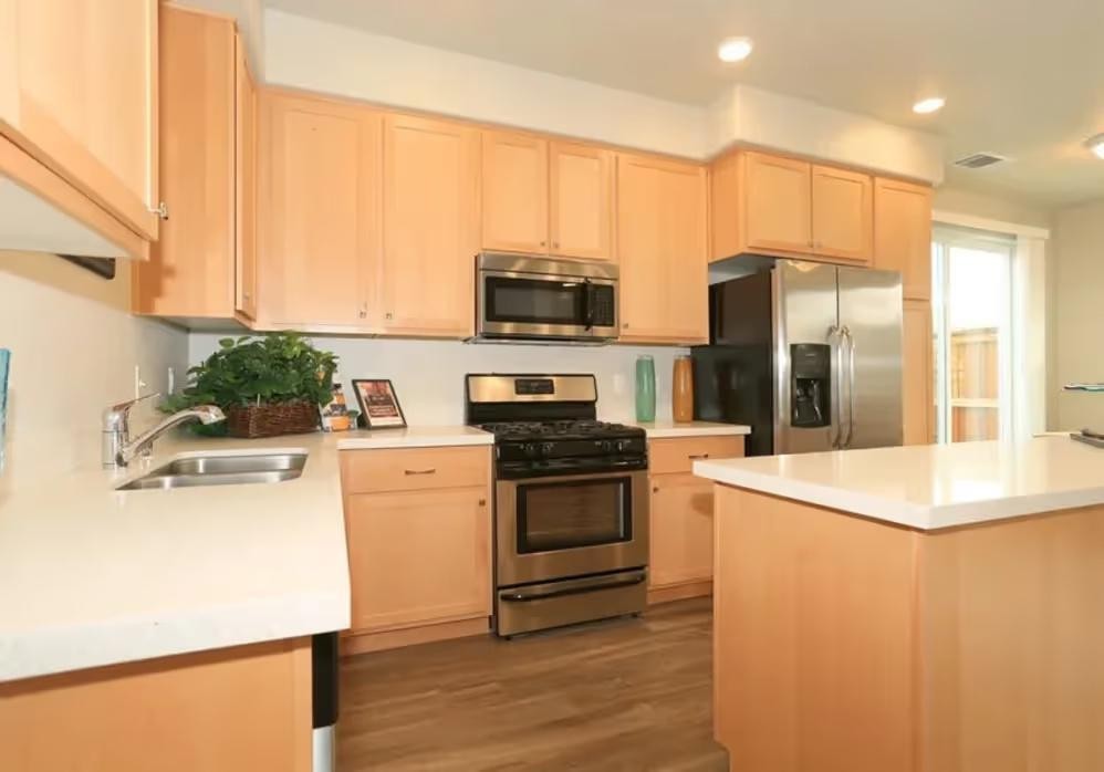 5121 Dowdell Ave - Photo 6 of 16