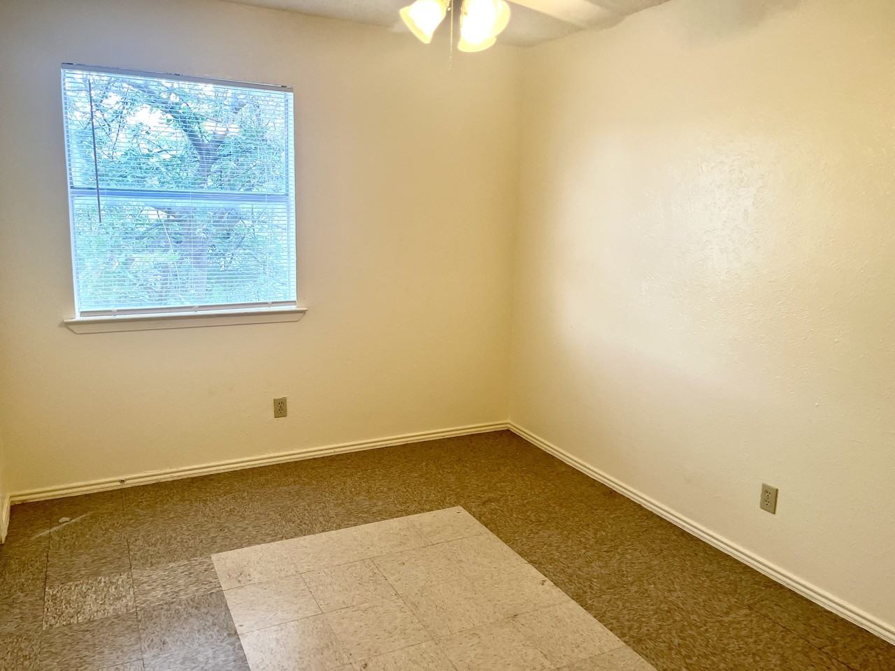 9606 Carson Creek Blvd #A - Photo 6 of 8