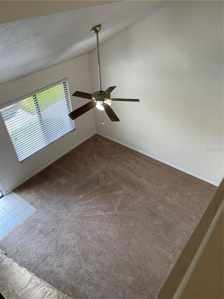 3504 Nw 37th Ave - Photo 3 of 17