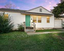 featured image of 328 E Steed Dr #1