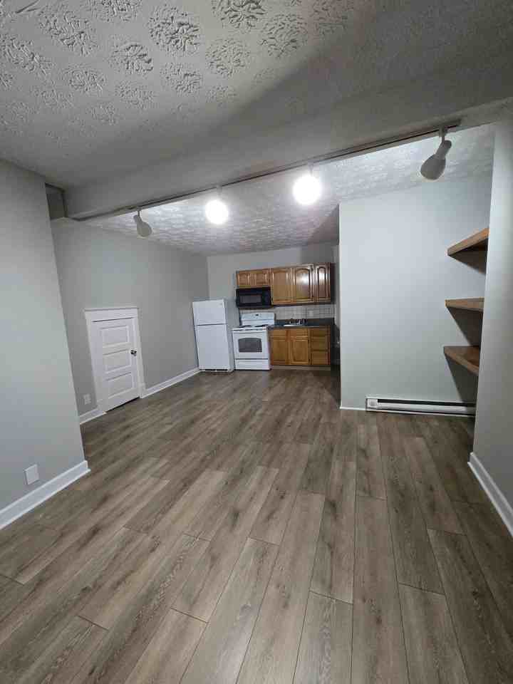610 N 2nd St #1FRONT - Photo 3 of 16