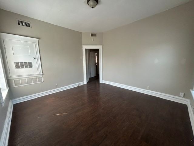 6009 Waterman Blvd #6009B - Photo 6 of 12