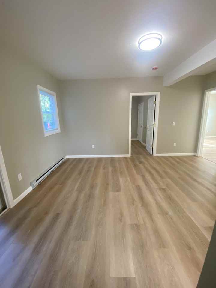 Main St - Photo 5 of 11