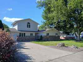 featured image of 4424 6th Ave S #1