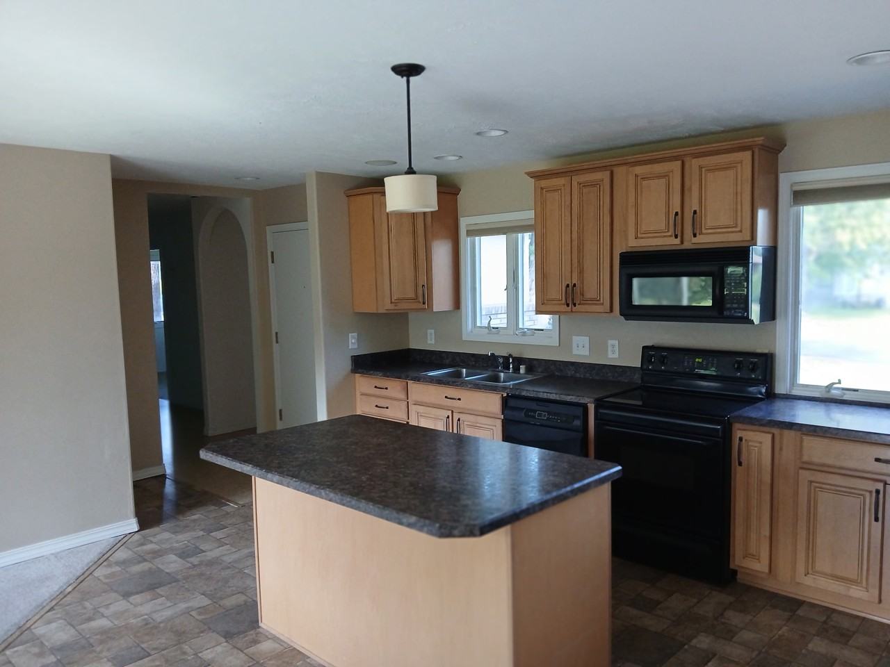 4424 6th Ave S #1 - Photo 4 of 17
