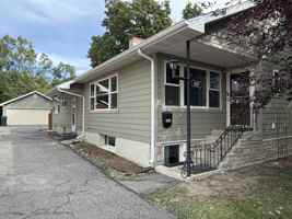 featured image of 1019 Poly Dr #1