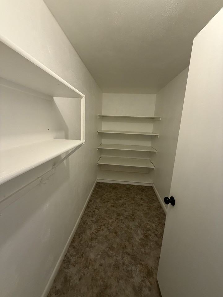 1019 Poly Dr #2 - Photo 6 of 19