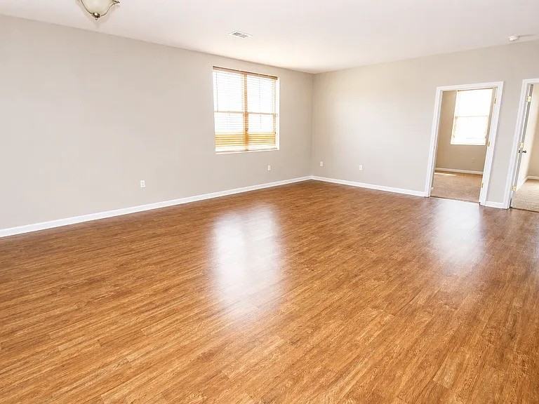 6450 Pleasant StreetApt. 305 #305 - Photo 3 of 11