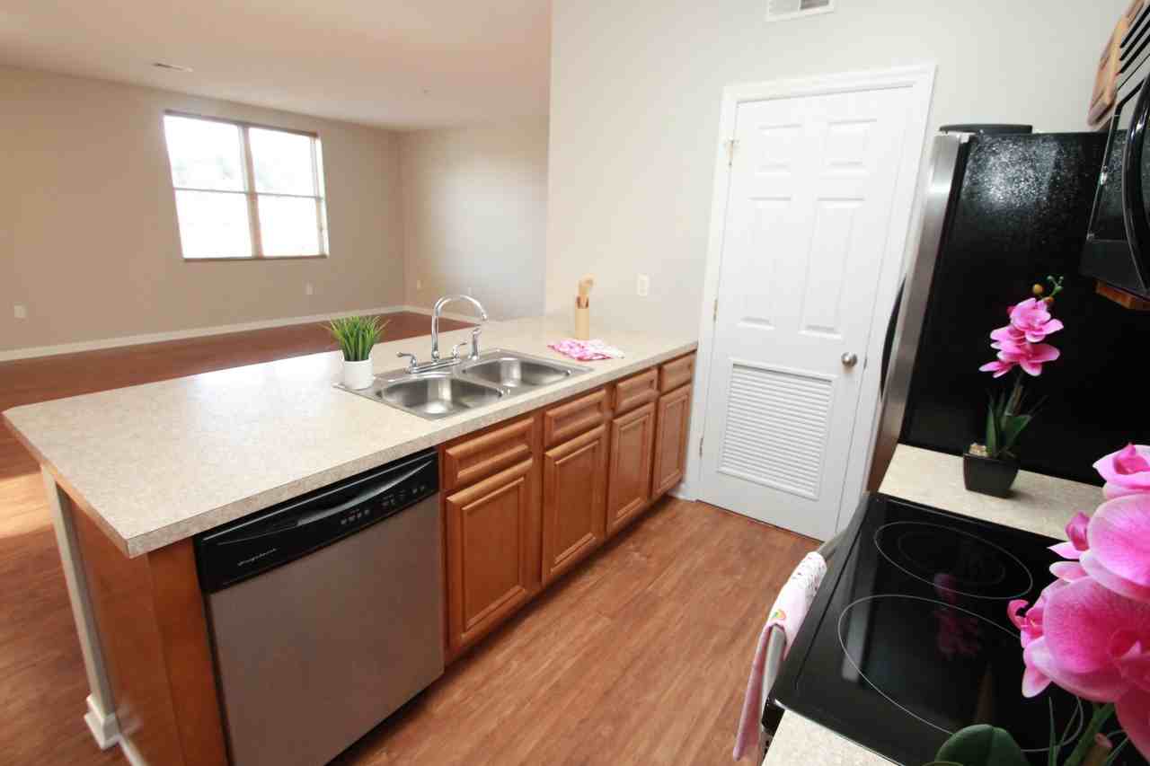 6450 Pleasant StreetApt. 304 #304 - Photo 3 of 10