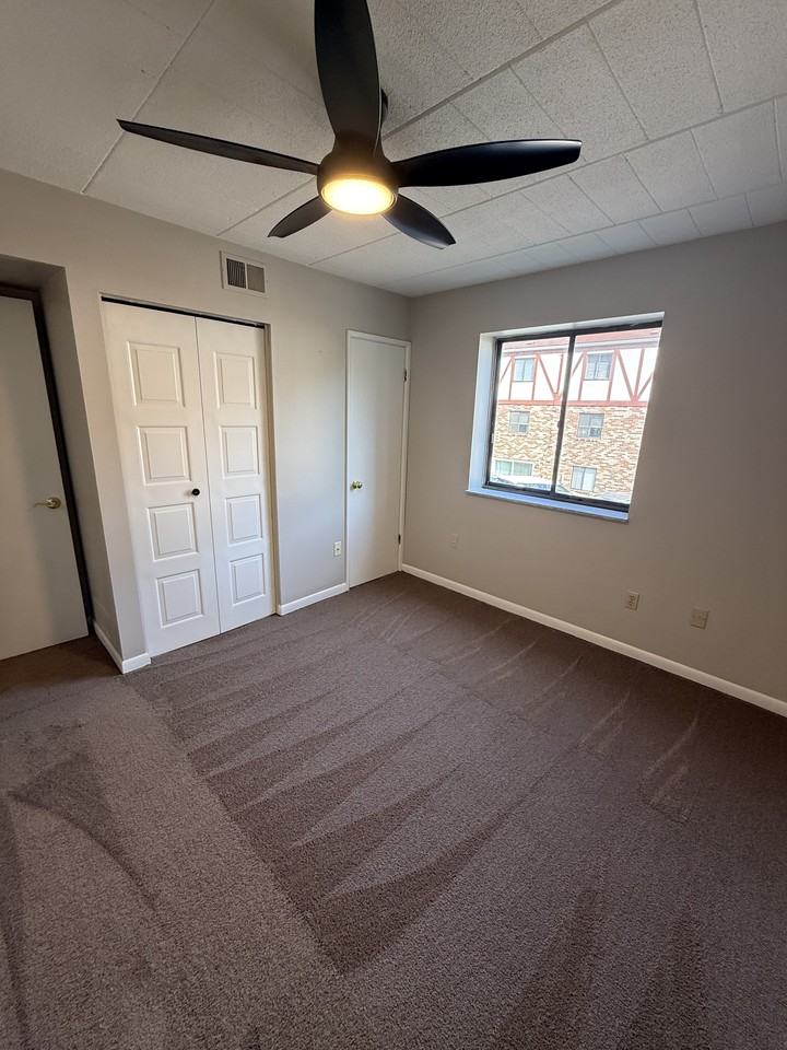 171 Churchill RoadApt. C #171C - Photo 5 of 7