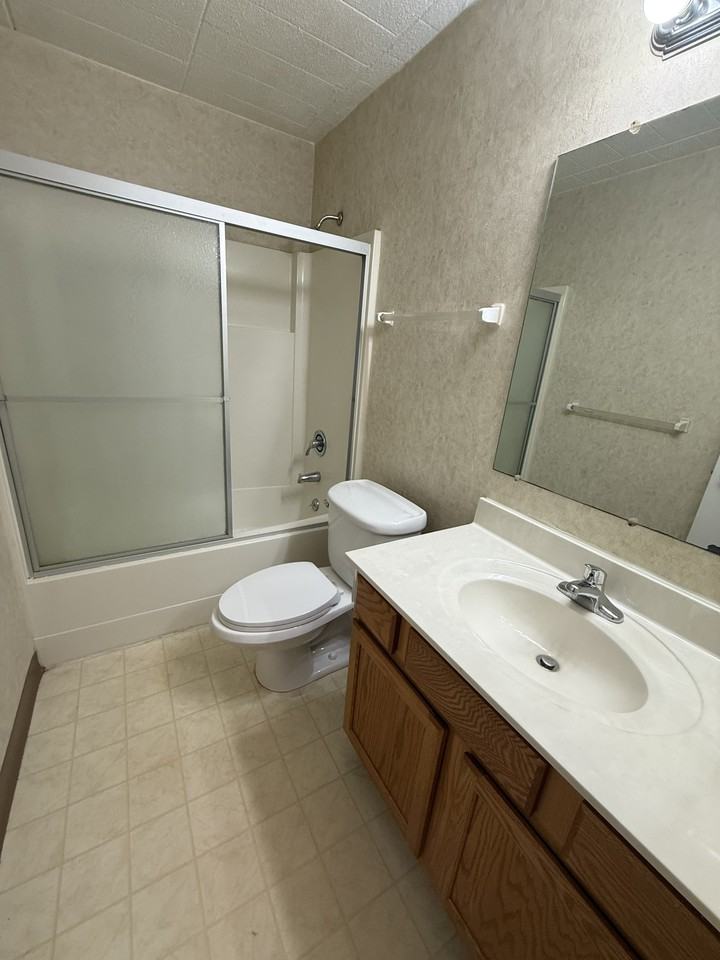 171 Churchill RoadApt. C #171C - Photo 6 of 7