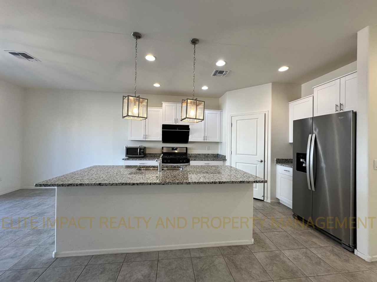 6373 E Calle Del Patagon #1 - Photo 5 of 37