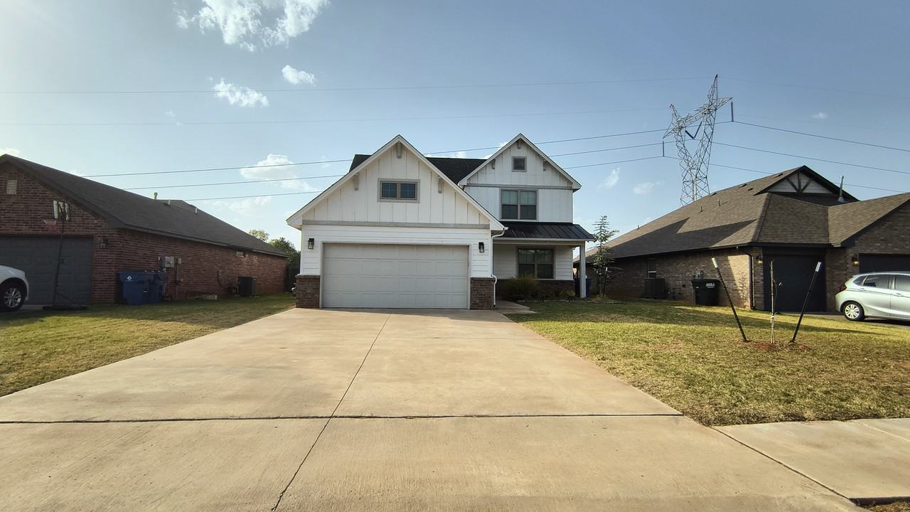 17753 Walnut Creek Rd #1 - Photo 2 of 44