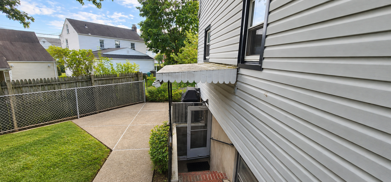 80 Marilyn Pl #1 - Photo 5 of 18