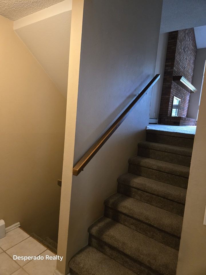 1841 Kedron Cir #1 - Photo 2 of 21