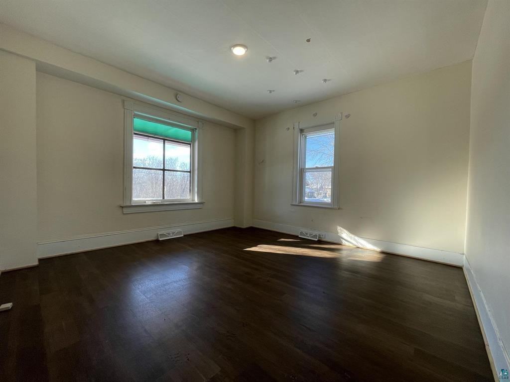 312 11th Ave E #UP - Photo 4 of 11