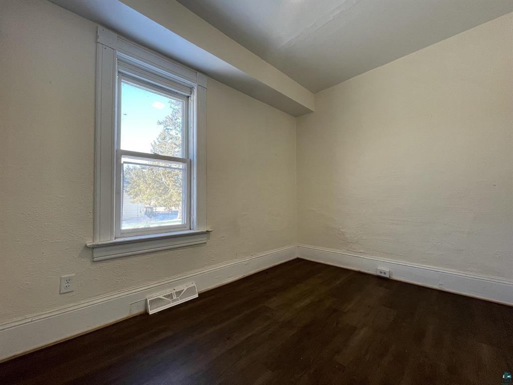 312 11th Ave E #UP - Photo 6 of 11